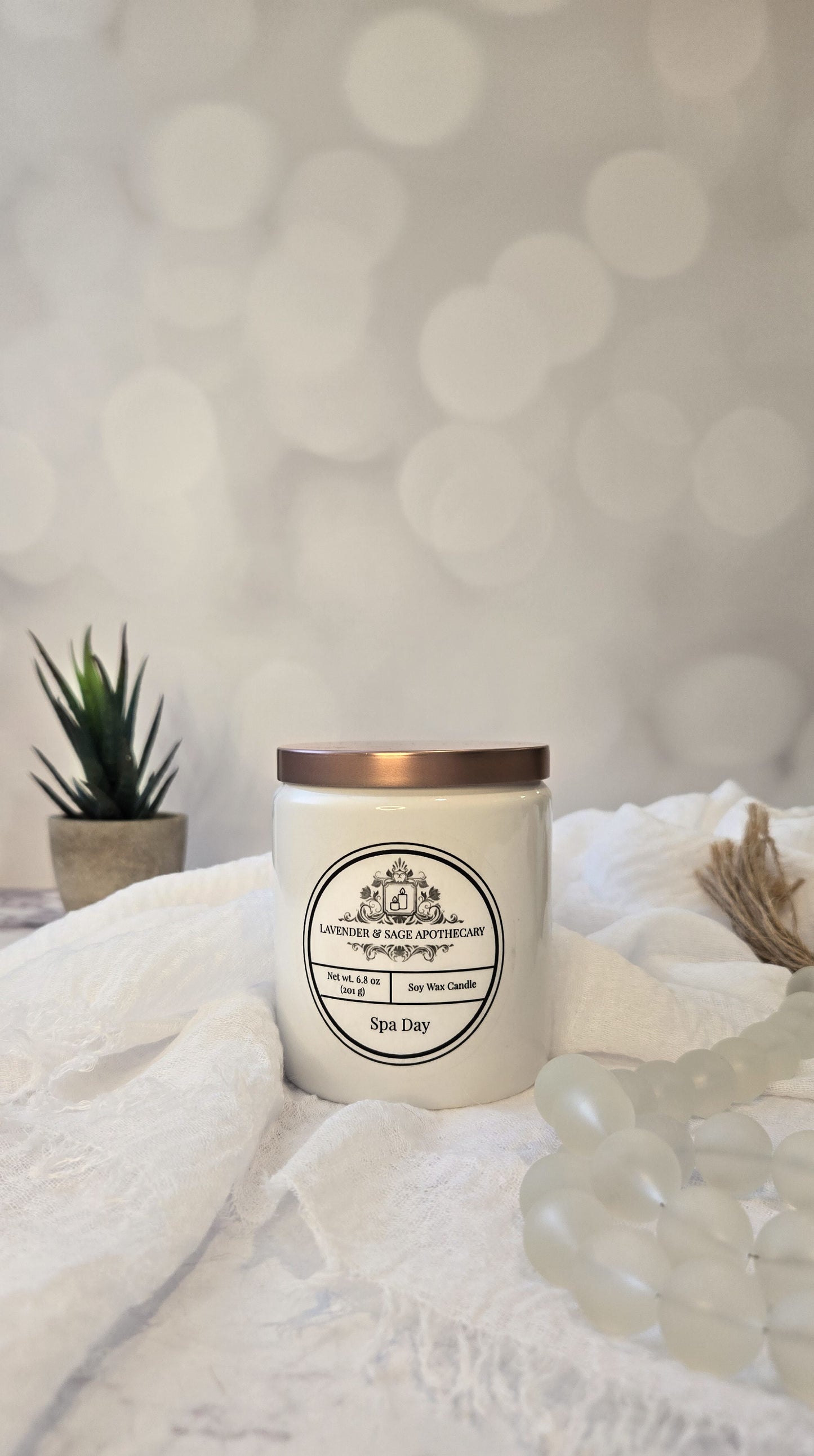 6.8 oz candle - Spa Day
