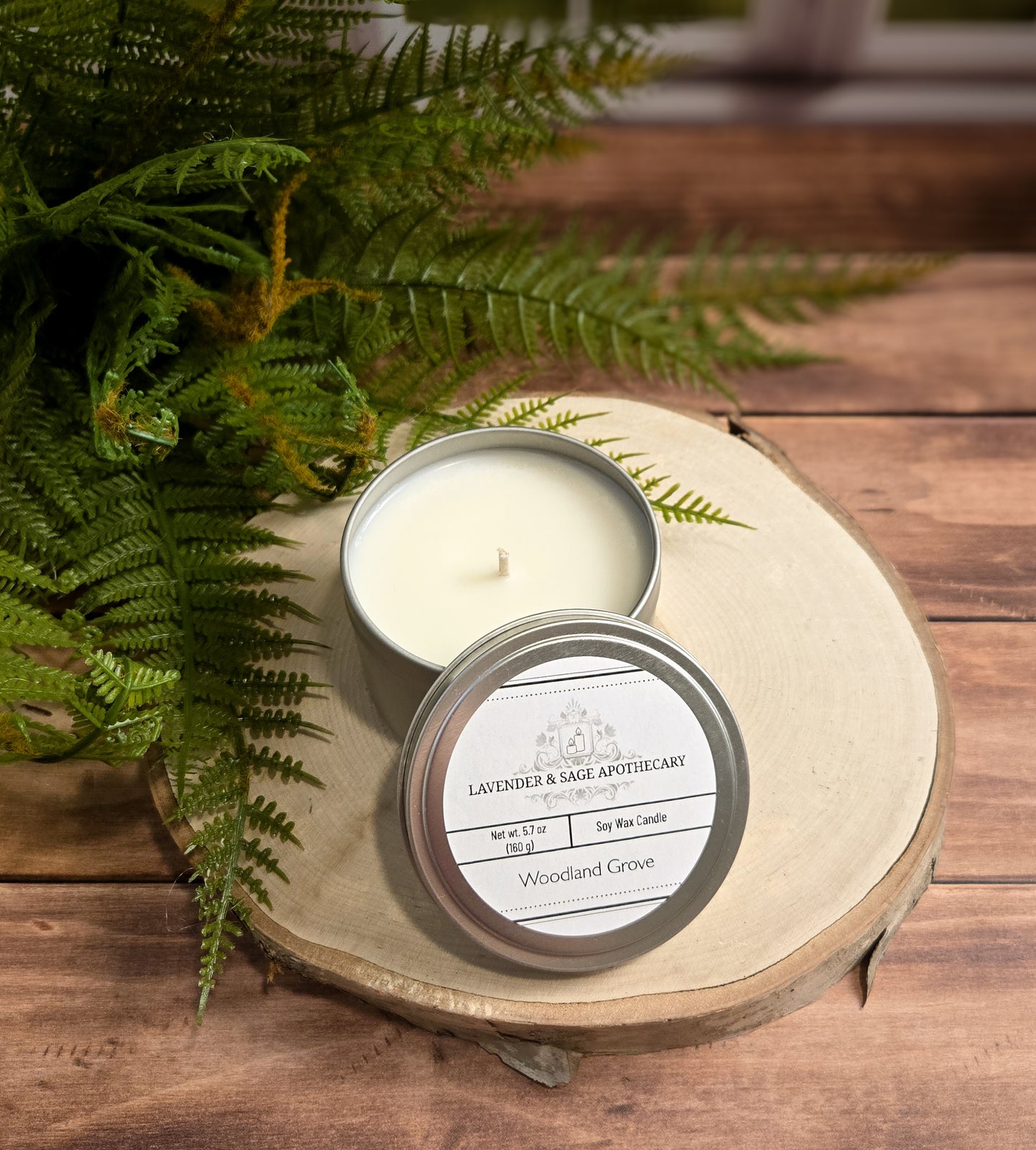 5.7 oz candle - Woodland Grove