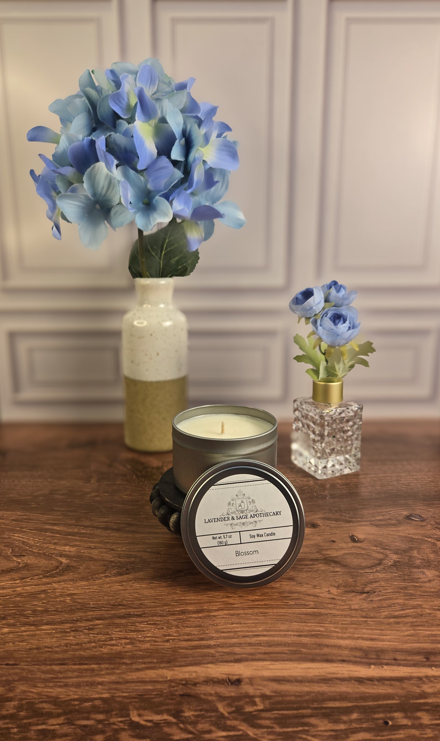 5.7 oz candle - Blossom